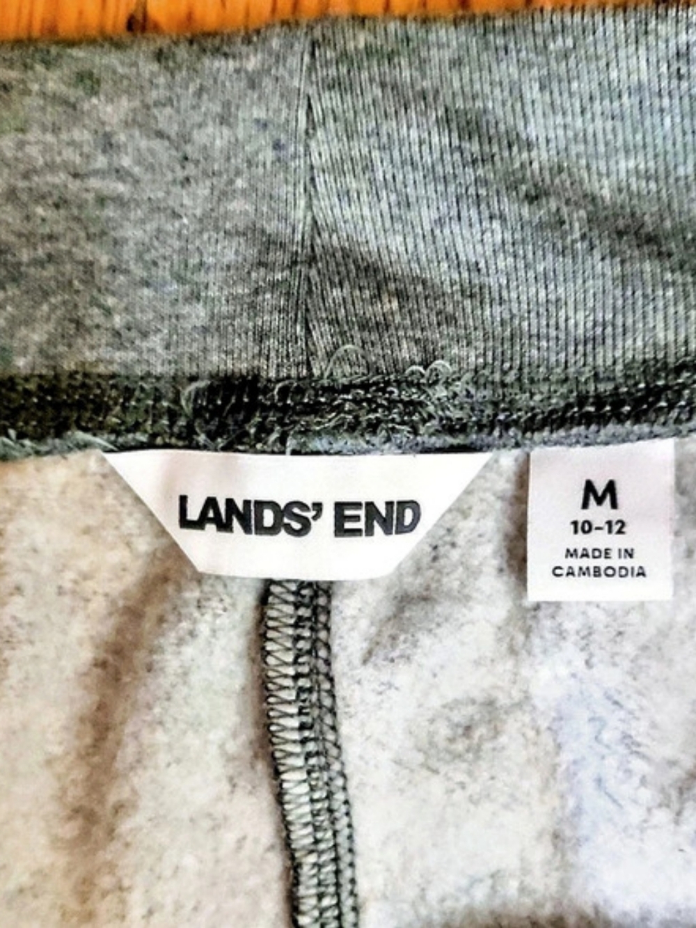 Lands' End sweat paints size M  waist stretches 38" length 38" Womens - Picture 2 of 2